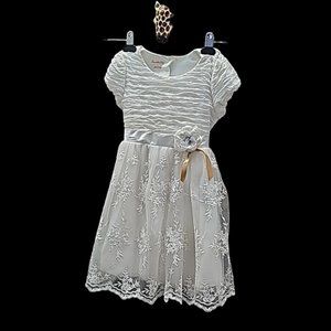Nanette Baby adorable lace festive cute dress girls Size 5